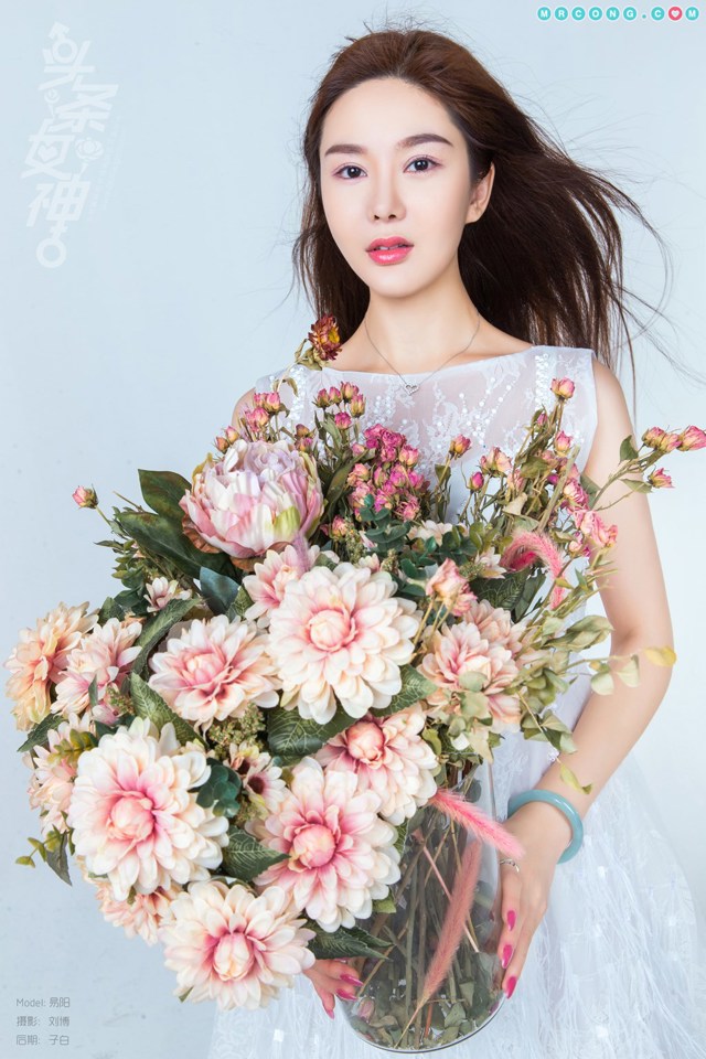 TouTiao 2018-07-27: Model Yi Yang (易 阳) (11 photos) No.59ec4a