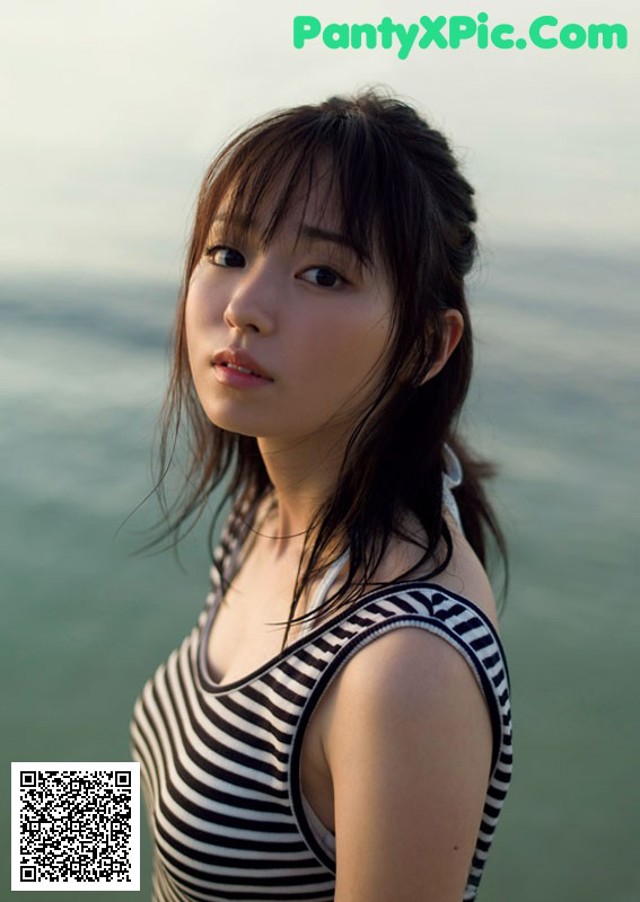 Yui Imaizumi 今泉佑唯, Young Magazine 2019 No.42 (ヤングマガジン 2019年42号) No.8a9a26