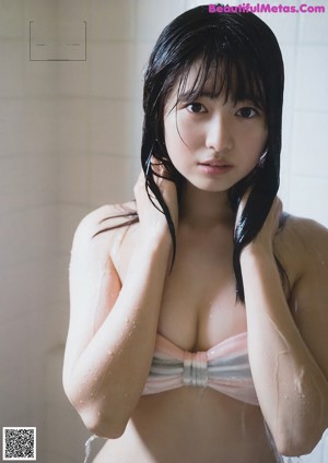 Rio Yoshida 吉田莉桜, Young Gangan 2019 No.18 (ヤングガンガン 2019年18号)